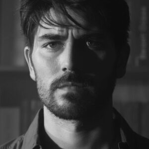 Doğan Bayraktar Instagram - #aslanaslanbey ... Merhaba  #hercai