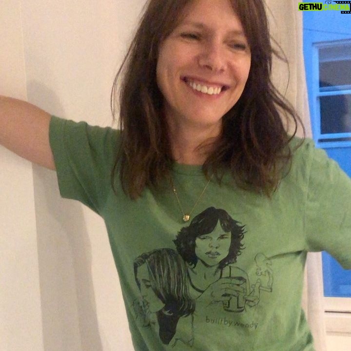 Dolly Wells - 1.8K Likes - I love these t shirts. @builtbywendy ✨