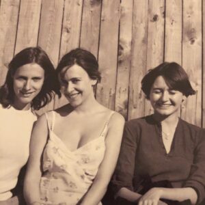 Dolly Wells Instagram - Darling @marfawest happy happy happy birthday your brilliant brave beautiful Berliner. Miss you masses. Here you are in your mum’s tum in Italy. 🥳🥳❤️❤️✨✨👑👑🌟🌟🍑🍑