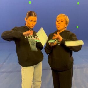 Dolly de Leon Instagram - Guess who just got banked with Maya?💚

Have you seen our new short film for @mayaiseverything with @lizasoberano? Swipe all the way to the end to see me in my most monstrous role yet. I’m my “fangs” will love it, hehe. Go watch it now, sweeties! #GetBankedWithMaya