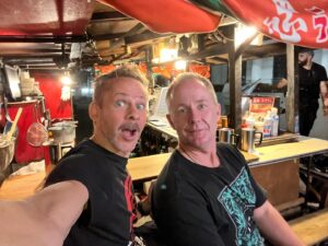 Dominic Monaghan Instagram - On the streets of Japan Yatai’s materialise as if by magic. A fully functional restaurant with electricity gas running water a full bar and simply wonderful food. I think @boydbilly both agree is was one of the standouts of our recent visit and we cannot wait to show you @billyanddomeattheworld next year sometime. And maybe come visit your city for amazing food too! @dash.pics @danielpsharp @martinblencowe #becurious