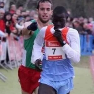 Dominique Reighard Brooks Instagram - Kenyan runner Abel Mutai was just a few feet from the finish line, but became confused with the signage and stopped, thinking he had completed the race. A Spanish runner, Ivan Fernandez, was right behind him and, realizing what was happening, started shouting at the Kenyan  to continue running.  Mutai didn't know Spanish and didn't understand. Realizing what was taking place, Fernandez pushed Mutai to victory. 

A journalist asked Ivan, "Why did you do that?" Ivan replied, "My dream is that someday we can have a kind of community life where we push and help each other to win." 
The journalist insisted "But why did you let the Kenyan win?" Ivan replied, "I didn't let him win, he was going to win. The race was his." The journalist insisted, and again asked, "But you could have won!" Ivan looked at him and replied, "But what would be the merit of my victory? What would be the honor in that medal?
What would my Mother think of that?"

Values are passed on from generation to generation.

What values are we teaching our children?

Let us not teach our kids the wrong ways and means to WIN.
Instead, let us pass on the beauty and humanity. Because honesty and ethics are WINNING!

#Ethics #Honesty #passitdown #teachlove