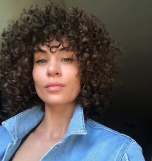 Dominique Reighard Brooks Instagram - Good Morning 🌞 
Just in case you forgot! 
You are #Blessed #Chosen #Strong #Wise and #HighlyFavored ! You can.  You will.  You are #Powerful. You are #DivinelyGuided #Connected and have what it takes.  Every good feeling you have about your Dreams and the thoughts you think with intention WILL happen for you. It’s all now! Right now in this moment is the most impactful Beautiful second of your life. Close your eyes. Take a deep breath. Feel it. See it. Have faith in it. Believe in your most wildest dreams. Claim it and remember you are completely free to be anything you choose and to live out your dreams! So Be Bold in your Faith. Be Bold in your direction. Be Bold about who you are and living your TRUTH! ♥️