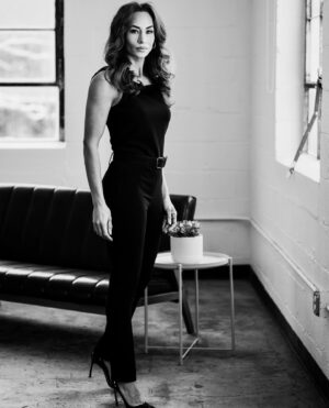Dominique Reighard Brooks Instagram - #ChallengeAccepted and thank you for nominating me @twms34 💕
 
Women empowering women. The collective strength we hold is unparalleled. May we all continue to be amplified by each other.🖤 
Thank you @twms34 for the kind words and nomination you are truly a phenomenal, badass, inspiration!!!💪🏼👑

#WomenEmpoweringWomen