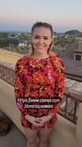 Actress Dominique Swain HD Instagram Photos and Wallpapers January 2024