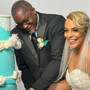 Dominique Wilkins Instagram - “💕 Finding true love isn’t just about waiting for the perfect person, but also about learning and growing along the way. Love is a journey, not a destination. It’s about discovering someone who resonates with your soul, someone who makes the ordinary feel extraordinary. Remember, the right person for you will not only love you at your best but also stand by you at your worst. Keep an open heart, cherish the lessons along the way, and when love finds you, embrace it fully. Because in the end, love isn’t about finding someone perfect, but finding someone who makes your life perfectly complete. 💫 #LoveJourney #TrueConnection #Soulmates” @jedidia007