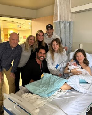 Don Diamont Instagram - ‼️SOUND THE TRUMPETS🎺 OUR FIRST GRANDCHILD‼️A beautiful, baby…….BOY! 💙👶🏻💙 ( no surprise there! Lol.), courtesy of Audrey audreyfeyzdiamont and Alexander @rednaz_tnomaid . Great job, mom and dad! We are all overjoyed!!! His name is August.💙💙💙