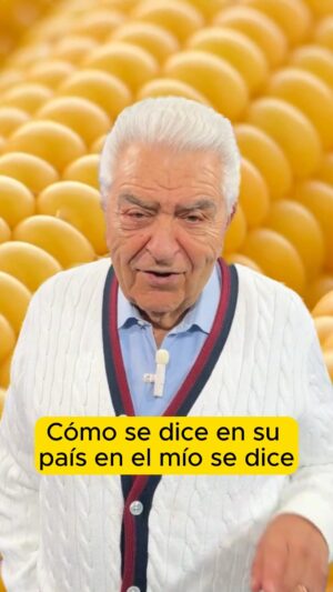 Don Francisco Instagram - Una de las cosas que más me gusta del idioma español, es su versatilidad de las palabras según el país donde nos encontramos. 
Y es por ello que me encanta aprender nuevas formas de nombrar algo. 
En este caso, le presento el maís (Corn).

#choclo #mais #elote #elotes #vegetales #latinoamerica #latinos