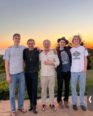 Don Johnson Instagram - Happy Fathers Day all you Dads ! Happiness is hanging with my 6 , Boy I love them all up !