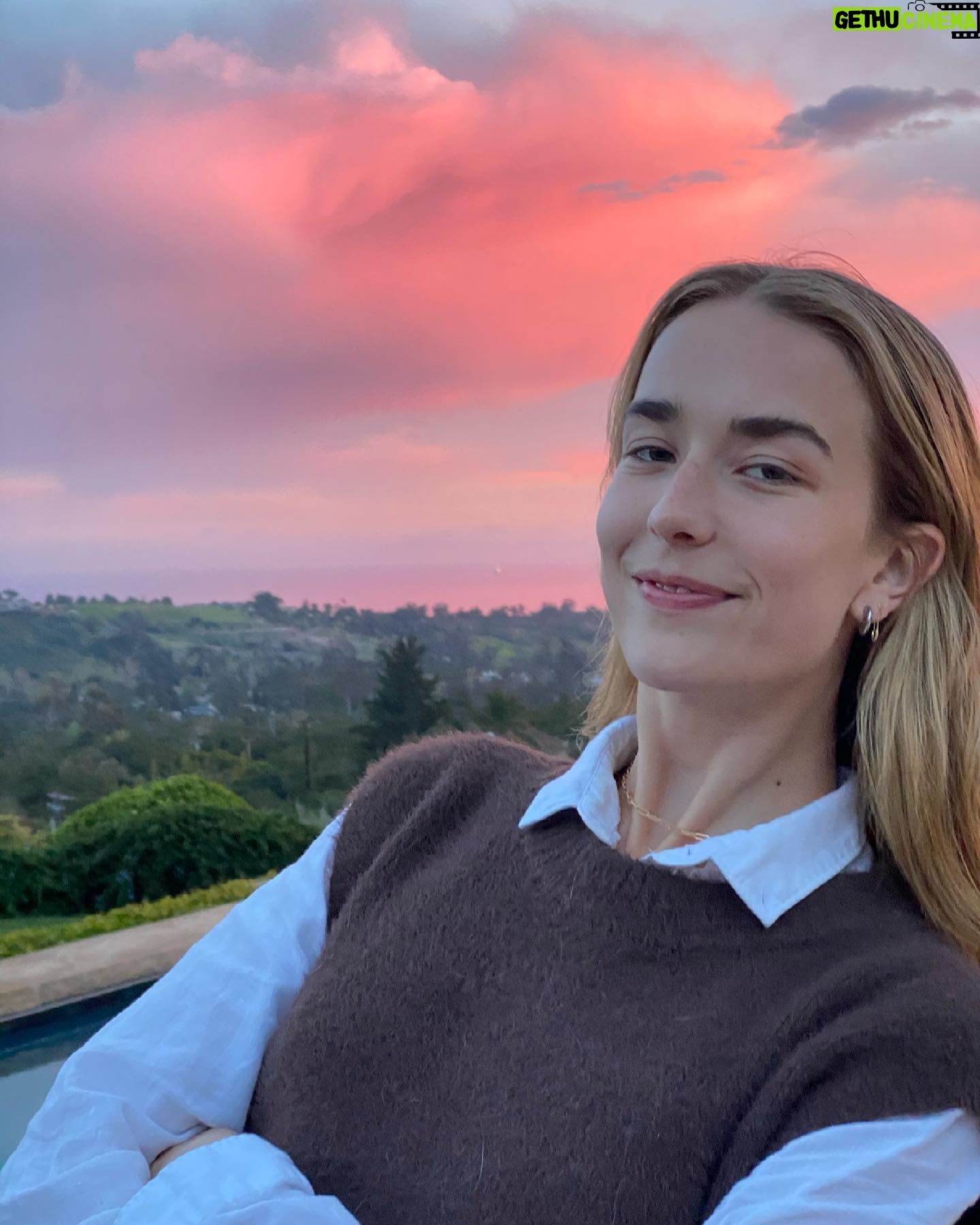 Don Johnson - 25.4K Likes - Wanna see my stunningly beautiful daughter?... swipe left. @grace.johhnson