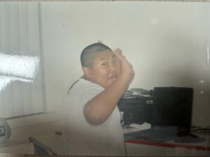 Don Mills Instagram - 2002년 뉴진스감성의 중딩샷..^^