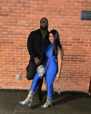 Donald Brumfield Jr. Instagram - We a movement by ourself but, we a force when we’re together…………. 💙🖤

Last night was epic, had so much fun filming battle of the sexes that will be hitting Tubi soon!!! 

Thank you for everything always @dennisreedii 🫶🏽

Clothing :
@shopgq 
@eknowles23 

Styled by :
@mr_carltonbanks