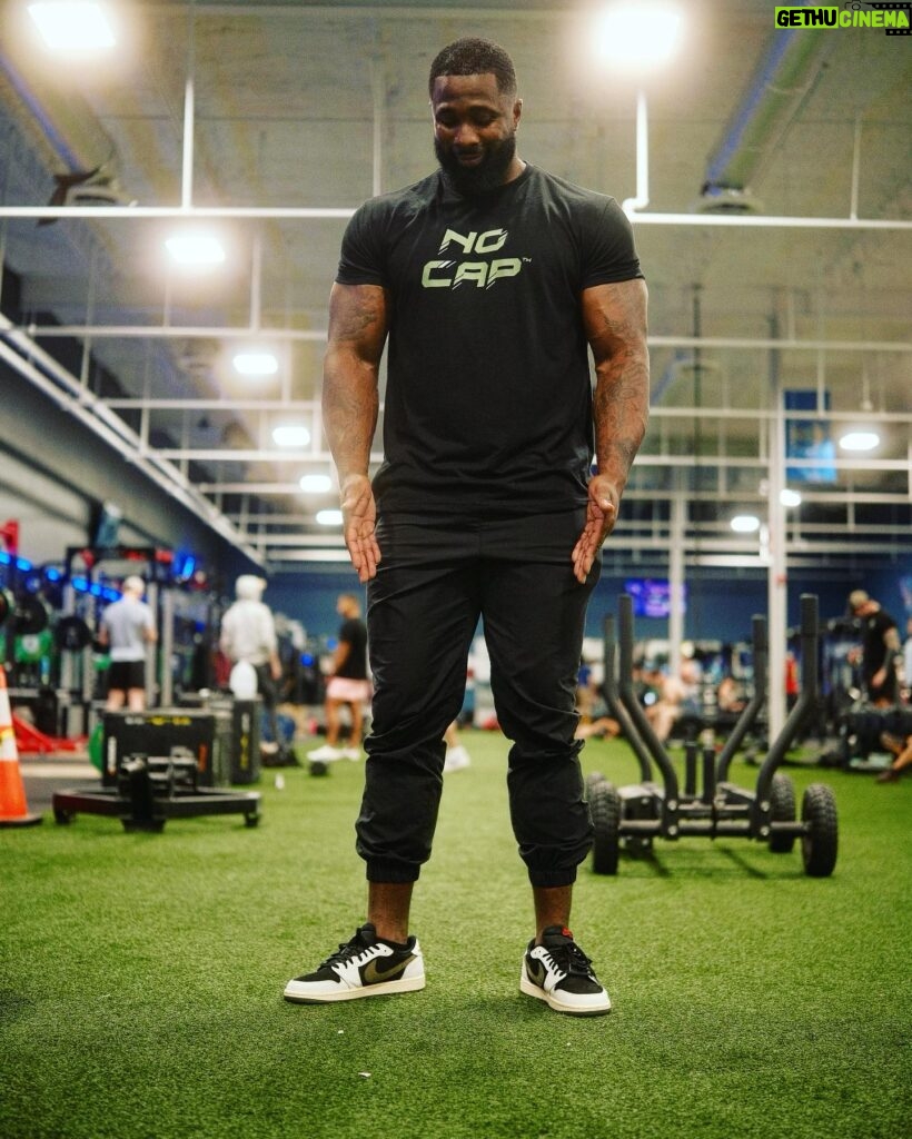 Actor Donald Brumfield Jr. HD Instagram Photos and Wallpapers October ...