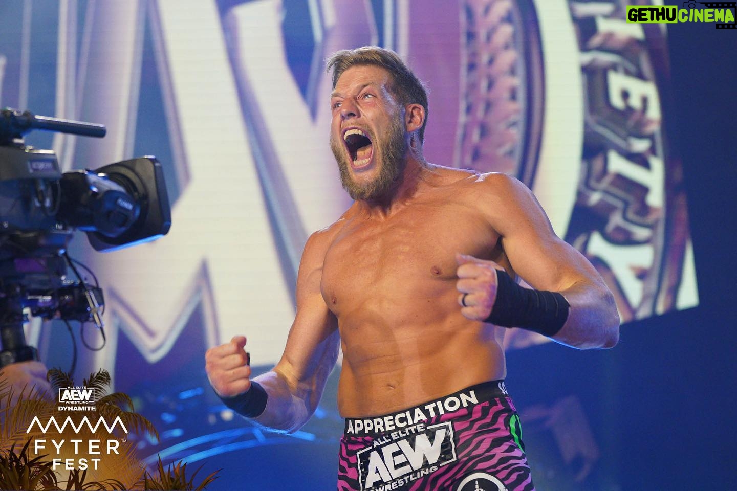 Donald Hager Jr. - 1.2K Likes - “…gotta do a fact check for me
When everything is put to rest
And everybody takes a breath
And everything gets addressed
It's you alone with your regrets
All that pumpin' up your chest
All that talk about the best
You know how sticky it gets” #aewdynamite