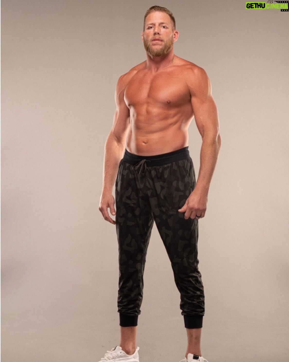 Donald Hager Jr. - 1.9K Likes - The #JAS keeps looking better and better… #aewdynamite