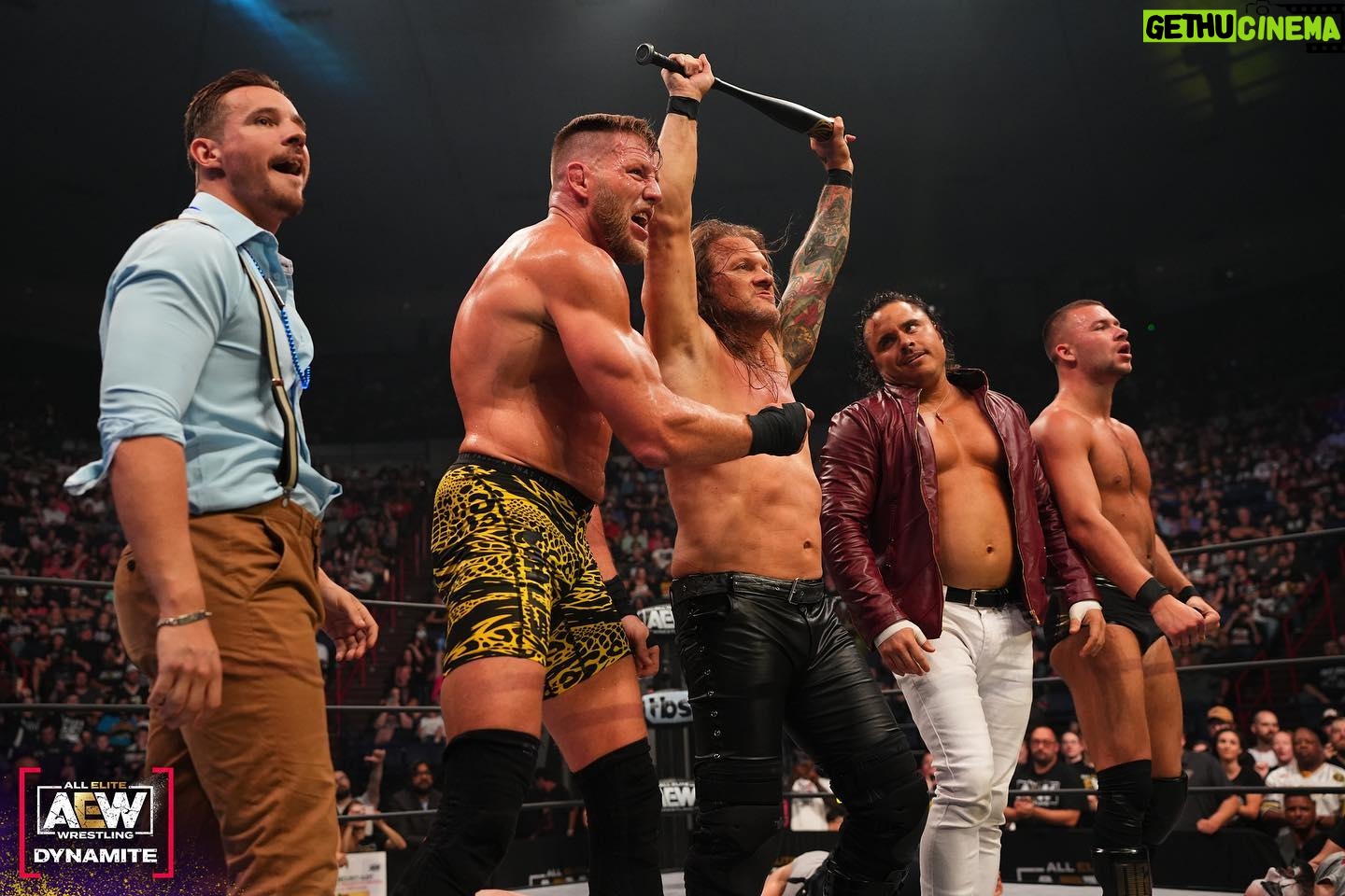 Donald Hager Jr. - 1.2K Likes - Sports Entertainers always Win…. And never wear shirts. It was a big night for #jas and the squad delivered HUGE! #aewdynamite