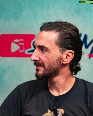 Donald Reignoux Instagram - Quelle émission StreamVF spéciale SCRUBS de folie !
On a quand même eu le « Je suis aigleeeeeeuh » en vrai !!

Merci au @studiolincoln_paris ♥️