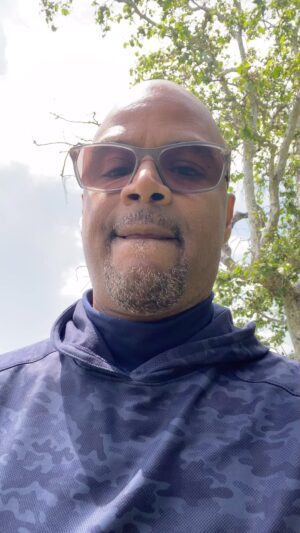 Dondré Whitfield Instagram - As a MAN, my life is about facilitating the growth of my family.  As I wrote on my book, that sacrifice is the assignment of every man!!!! And sometimes that sacrifice may even be on your own birthday! 

Today, as I celebrate my birth, I additionally celebrate every man that accepts and executes this divine assignment. 

#ManhoodMatriculation
#MaleVsMan
@malevsman