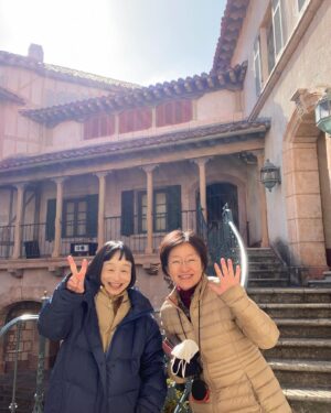 Donguri Instagram - 節分！

立春大吉
と、書いて玄関に貼ったら良いと教えてもらったよ。早速貼る。

豆まきして恵方巻き食べて、豆食べて。

お寿司買ったら大入り袋付けてくれて、豆には鬼のお面。

きゃっきゃ〜言うてたら、その後に、ビックリええことあった❣️

それでまた、きゃほー！と、飛び上がり！ええ一年になりそう！！

皆さんにも良いことありますように！

去年の節分を振り返ってみた。１年早い！

毎日奇跡❣️💕
今日も最幸最強❣️💕❤️