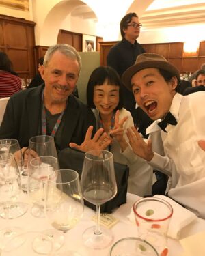 Donguri Instagram - 嬉しい企画が実現しました。

上田慎一郎監督と！
どんな話が飛び出すのでしょう！
アツアツやで！

NHKカルチャー
スズケン市民講座。
2022年6月5日（日）
午後２時〜

NHKカルチャーホームページ
こちらです。

https://www.nhk-cul.co.jp/sp/programs/program_1248522.html

NHKカルチャーで受講生でない方もお越しいただけます。学生さんは無料です。ご家族でも是非是非。

お越しいただけると嬉しいです。

いろんな楽しいことを「カメ止め！」で経験させてもらったなあ。

毎日奇跡❣️💕
今日も最幸最強❣️💕❤️