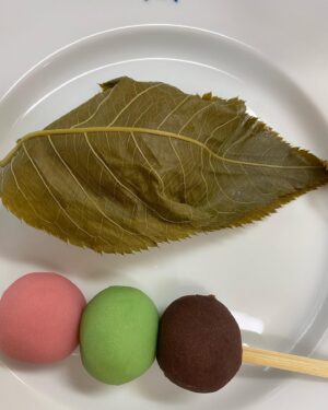 Donguri Instagram - 春が来てる、時々、寒いけど。

この間、二日間新しいことにチャレンジをすることがあり、２時間ほど経った時にどう考えても間に合わない状況で。

どうなるのかと思った。

一緒にいてくださった方が、「大丈夫です。」と。
その後に、「何とかなります。」

どんな時も、大丈夫と言ってくれる人がいると、安心できるし大丈夫になる。

終了したら何と４分オーバーで終わった！

どんな時も、「大丈夫」！

毎日奇跡❣️💕
今日も最幸最強❣️💕❤️