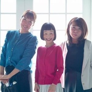 Donguri Instagram - 嬉し泣き〜！

毎日、いろんな嬉しいことが届きます。

Twitter、Instagramのコメントもありがとうございます。

友達、知人から連絡もらったり、Amazon感想教えてもらったり。

迷って悩んだことも今に繋がっていた。素敵な人や場所に出会わせてもらっています。

平原綾香さんの歌のこと書いてあるけど、意味のないことは起こらないんやなあ。

jupiter毎日歌って（音程外れてるけど。）自分に言い聞かせてた日もあり、救われました。

用事で１０年ぶりくらいに連絡した人も、昔と変わらずで嬉しかった。

寝るときに「あ〜よかったなあ。有り難いなあ〜」感謝が湧いてきて、忘れてた記憶が現れたり。

皆さん、ほんとにありがとうございます❣️ありがとう❣️

毎日奇跡❣️💕
今日も最幸最強❣️💕❤️