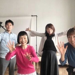 Donguri Instagram - 嬉し泣き〜！

毎日、いろんな嬉しいことが届きます。

Twitter、Instagramのコメントもありがとうございます。

友達、知人から連絡もらったり、Amazon感想教えてもらったり。

迷って悩んだことも今に繋がっていた。素敵な人や場所に出会わせてもらっています。

平原綾香さんの歌のこと書いてあるけど、意味のないことは起こらないんやなあ。

jupiter毎日歌って（音程外れてるけど。）自分に言い聞かせてた日もあり、救われました。

用事で１０年ぶりくらいに連絡した人も、昔と変わらずで嬉しかった。

寝るときに「あ〜よかったなあ。有り難いなあ〜」感謝が湧いてきて、忘れてた記憶が現れたり。

皆さん、ほんとにありがとうございます❣️ありがとう❣️

毎日奇跡❣️💕
今日も最幸最強❣️💕❤️