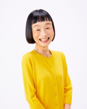 Donguri Instagram - smart Flashニュースに、
掲載していただきました。

https://smart-flash.jp/entame/172176

誕生日に合わせて、本のこともも取り上げてくださいました。ありがとうございます！！

記者さんは、「カメラを止めるな！」「ルパンの娘」を観て。　「還暦のシンデレラガール」も読んでくださっていて。
上田慎一郎監督の「ポプラン」もご覧になっているそうで。ありがたいです。

ニュースに掲載の写真。断捨離し過ぎて残ったのは遊びに行ってるものばかり••。

自分が楽になるよう実践している10個探してお話しています。（掲載記事の10個）

毎日奇跡❣️💕
今日も最幸最強❣️💕❤️
