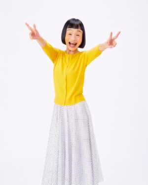 Donguri Instagram - smart Flashニュースに、
掲載していただきました。

https://smart-flash.jp/entame/172176

誕生日に合わせて、本のこともも取り上げてくださいました。ありがとうございます！！

記者さんは、「カメラを止めるな！」「ルパンの娘」を観て。　「還暦のシンデレラガール」も読んでくださっていて。
上田慎一郎監督の「ポプラン」もご覧になっているそうで。ありがたいです。

ニュースに掲載の写真。断捨離し過ぎて残ったのは遊びに行ってるものばかり••。

自分が楽になるよう実践している10個探してお話しています。（掲載記事の10個）

毎日奇跡❣️💕
今日も最幸最強❣️💕❤️