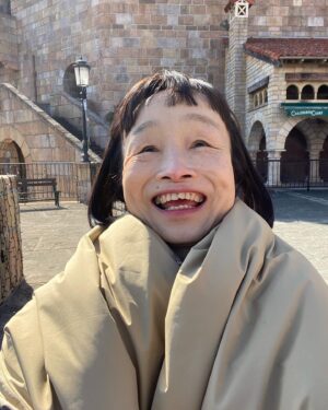 Donguri Instagram - 節分！

立春大吉
と、書いて玄関に貼ったら良いと教えてもらったよ。早速貼る。

豆まきして恵方巻き食べて、豆食べて。

お寿司買ったら大入り袋付けてくれて、豆には鬼のお面。

きゃっきゃ〜言うてたら、その後に、ビックリええことあった❣️

それでまた、きゃほー！と、飛び上がり！ええ一年になりそう！！

皆さんにも良いことありますように！

去年の節分を振り返ってみた。１年早い！

毎日奇跡❣️💕
今日も最幸最強❣️💕❤️