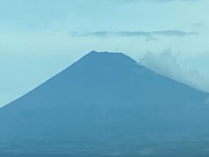 Donguri Instagram - 甲府、富士の皆様〜
3月8日(火)
午前１１時〜
FM FUJI 
『ACTUS』
ラジオ出演します。

お聴きいただけると嬉しいです！

https://twitter.com/fmfujiACTUS

富士山見えたら嬉しくなる。

いつも違う！

毎日奇跡❣️💕
今日も最幸最強❣️💕❤️