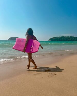 Donna Benedicto Instagram - Yes, I'm still here 🇹🇭🏝🌊
