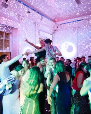 Douglas Booth Instagram - Wild Nights - Wild Nights 
Were I with thee 
Wild Nights should be
Our luxury!

28 . 10 . 23