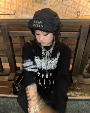 Doul Instagram - ASAKUSA DATE🖤🖤