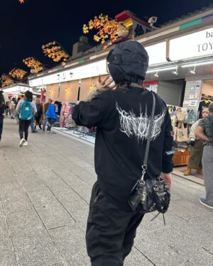 Doul Instagram - ASAKUSA DATE🖤🖤