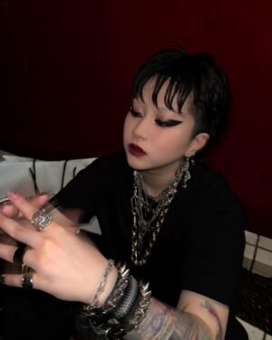 Doul Instagram - HI 😈

in HARAJUKU