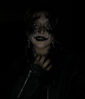 Doul Instagram - Happy Darkness Halloween😈🖤🖤🖤

 #happyhalloween #Halloween #halloweenmakeup #makeup #darkmakeup
