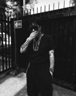 Doul Instagram - deep breath🚬🚬