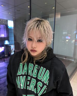 Doul Instagram - Peace n luv⚡️🖤

 #roarguns #Doul