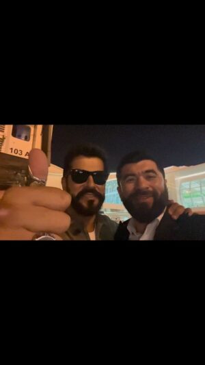 Dovletdzhan Yagshimuradov Instagram - Salam, Alaykum @burakozcivit 🤝😎