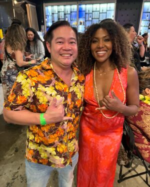 Dr. Meena Singh Instagram - Dropped thru Honolulu to give a talk on a new FDA approved alopecia med. And of course linked with my Harvard Med travel bestie @brandon_eyez . He always makes sure I get my local culture on and some fun in the sun 🤙🏽