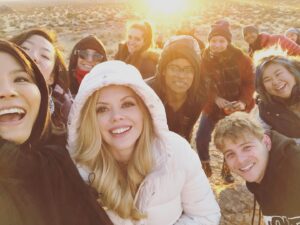 Dreama Walker Instagram - Wrapped on this absolutely adorable, fun movie with the coolest cast and crew. I loved getting to know each and every one of you and am proud of this little thing we made. Thank you for all of your hard work and in the cold for much more of it than we would have preferred. @poolingtoparadise @roxyshih @jihepeng @mslynnchen @jordancarlosofficial @jonathanlipnicki 
Also, trying to be better posting about work (when I’m allowed 🤷🏼‍♀️)