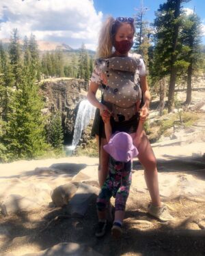 Dreama Walker Instagram - My ‘mommy blog, influencer’ game is 🔥