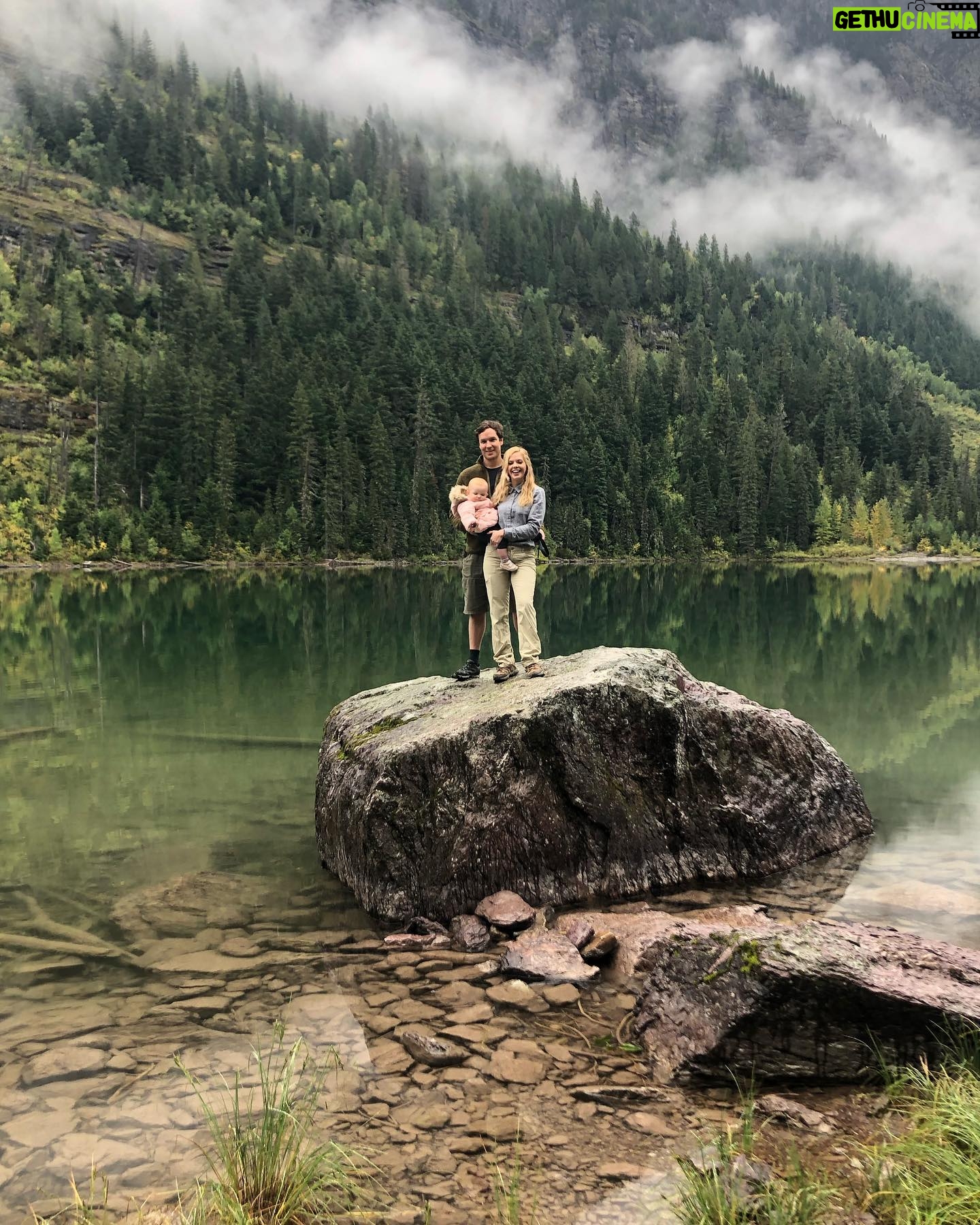 Dreama Walker - 1.6K Likes - No filter needed. Montana is incredible. I also look like a manager at Best Buy in my hiking attire. Photo credit to @dracula_bella 🌲