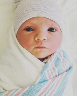 Dreama Walker Instagram - I have some catching up to do here!

Brighton Loreley Mc Mahon graced us with her presence on June 12th 
at 7:45 pm 
weighing 7lbs 7oz 
and measuring almost 20’ inches. 
She is the sweetest little surprise pandemic baby and we are proud to give her the initials BLM during this revolutionary time in our nation’s history. 
I’m filled with pride and joy for my two beautiful, healthy, strong daughters.