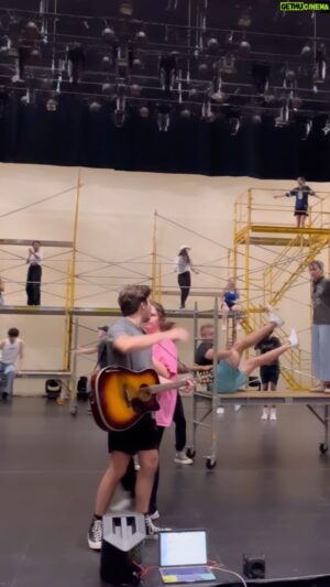 Drew Lachey Instagram - POV: the friend who has taken a few acting classes
.
.
.
@thedrewlachey & @lealachey are still looking for the perfect role for me in @labellessmusical. In the meantime, go see it! July 6th - 19th at @cincyplay