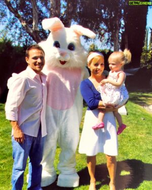 Drew Lachey Instagram - Some throwback pics from when Easter fell on Iz’s birthday! I hope you all have had a wonderful holiday and weekend with those you love 🐰🐣
