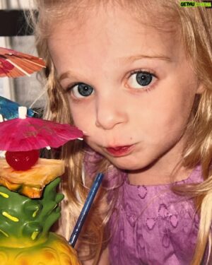 Drew Lachey Instagram - 18 years ago today, this beautiful little girl came into the world and made me the luckiest man alive.  Happy birthday love bug!!!