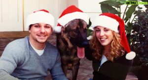 Drew Lachey Instagram - ‘Tis the season for a festive throwback that I love ❤️ 🐶Merry Christmas to all! Hope you’re enjoying the evening with those you love. 🎅🏼