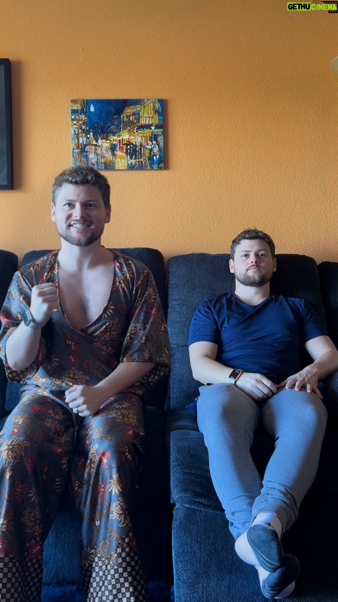 Drew Lynch - 15.9K Likes - How People With ADHD Watch Football
#adhd #football #wife